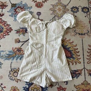 Derek Heart Sage Green Striped Puff Sleeve Romper Size Small